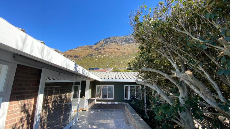 5 Bedroom Property for Sale in Murdock Valley Western Cape